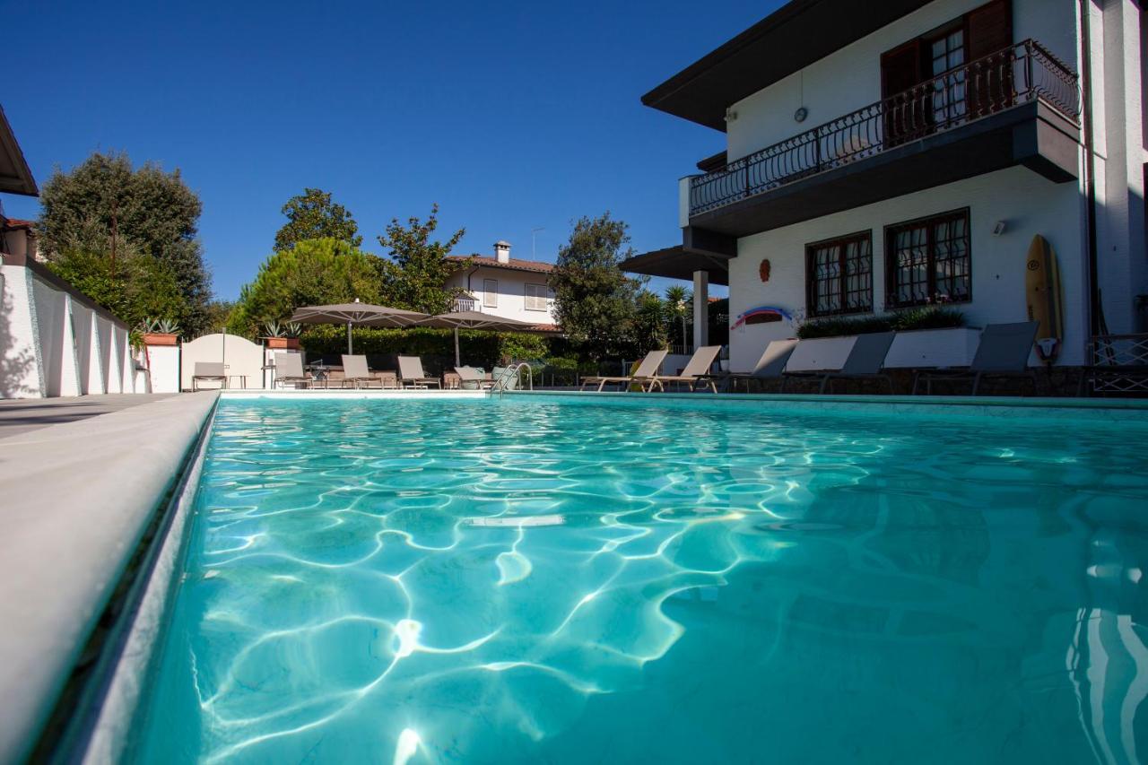 Hotel Tarabella Forte dei Marmi Exterior photo