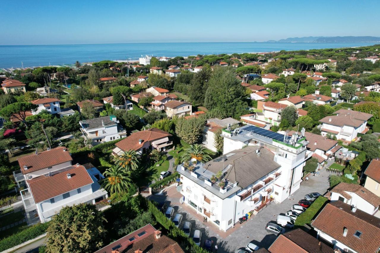 Hotel Tarabella Forte dei Marmi Exterior photo